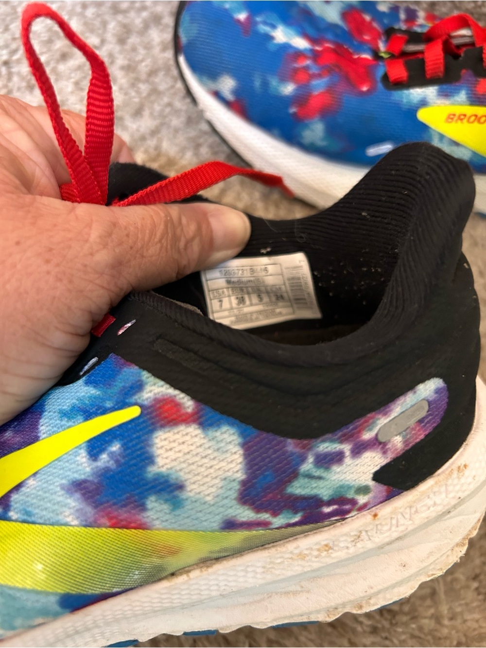 Brooks Launch 9 Running Jogging Walking Shoes in Vibrant Tie Dye Bold Color. 7 - Picture 8 of 8